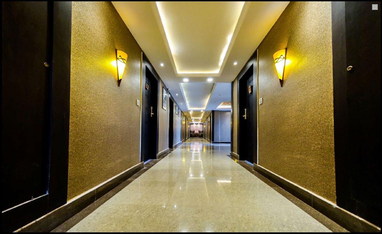 Heritage Luxury Σριναγκάρ Εξωτερικό φωτογραφία
