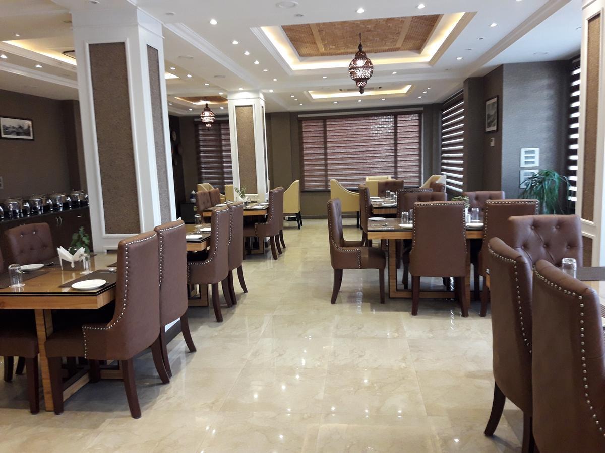 Heritage Luxury Σριναγκάρ Εξωτερικό φωτογραφία