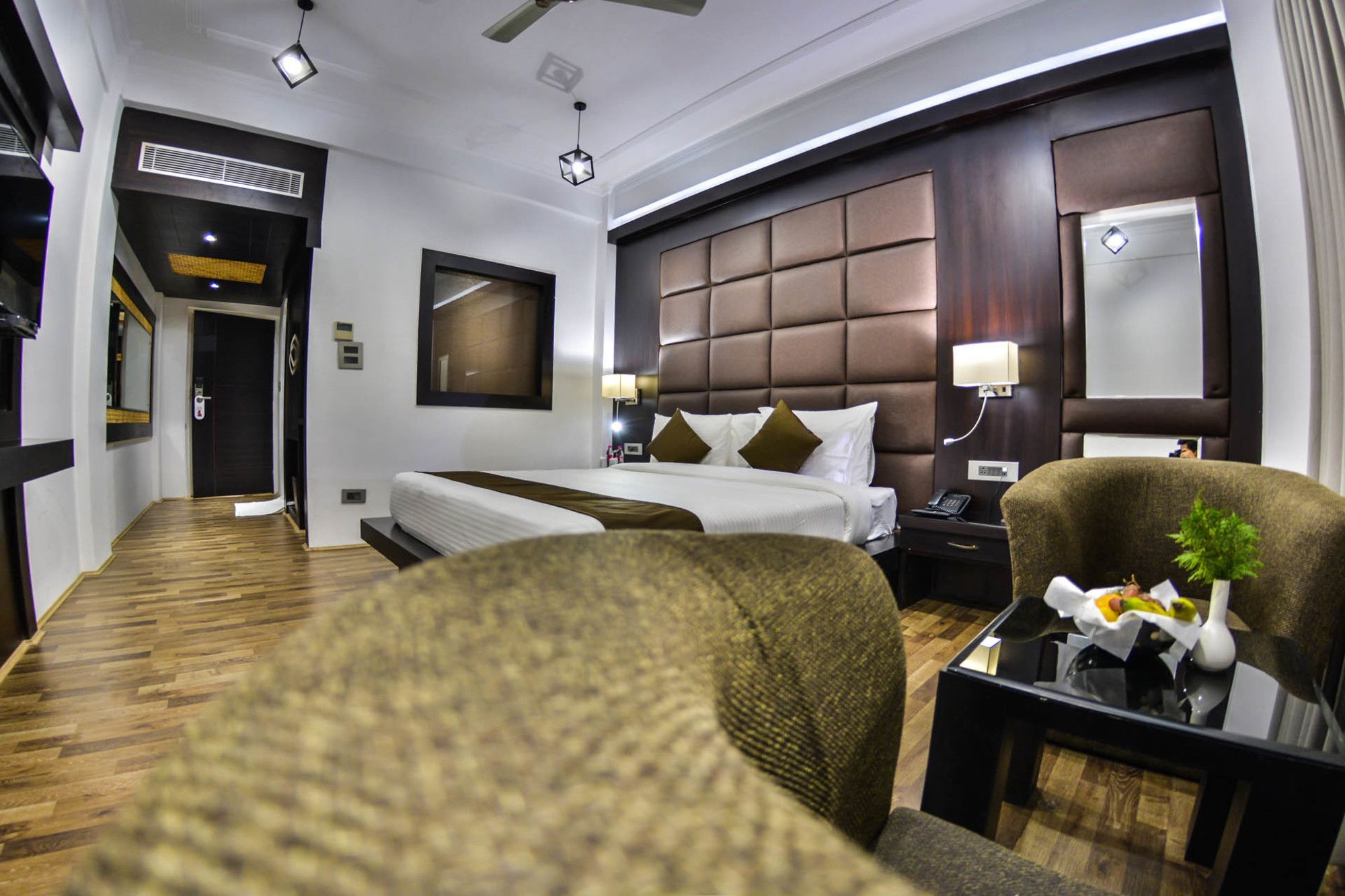 Heritage Luxury Σριναγκάρ Εξωτερικό φωτογραφία