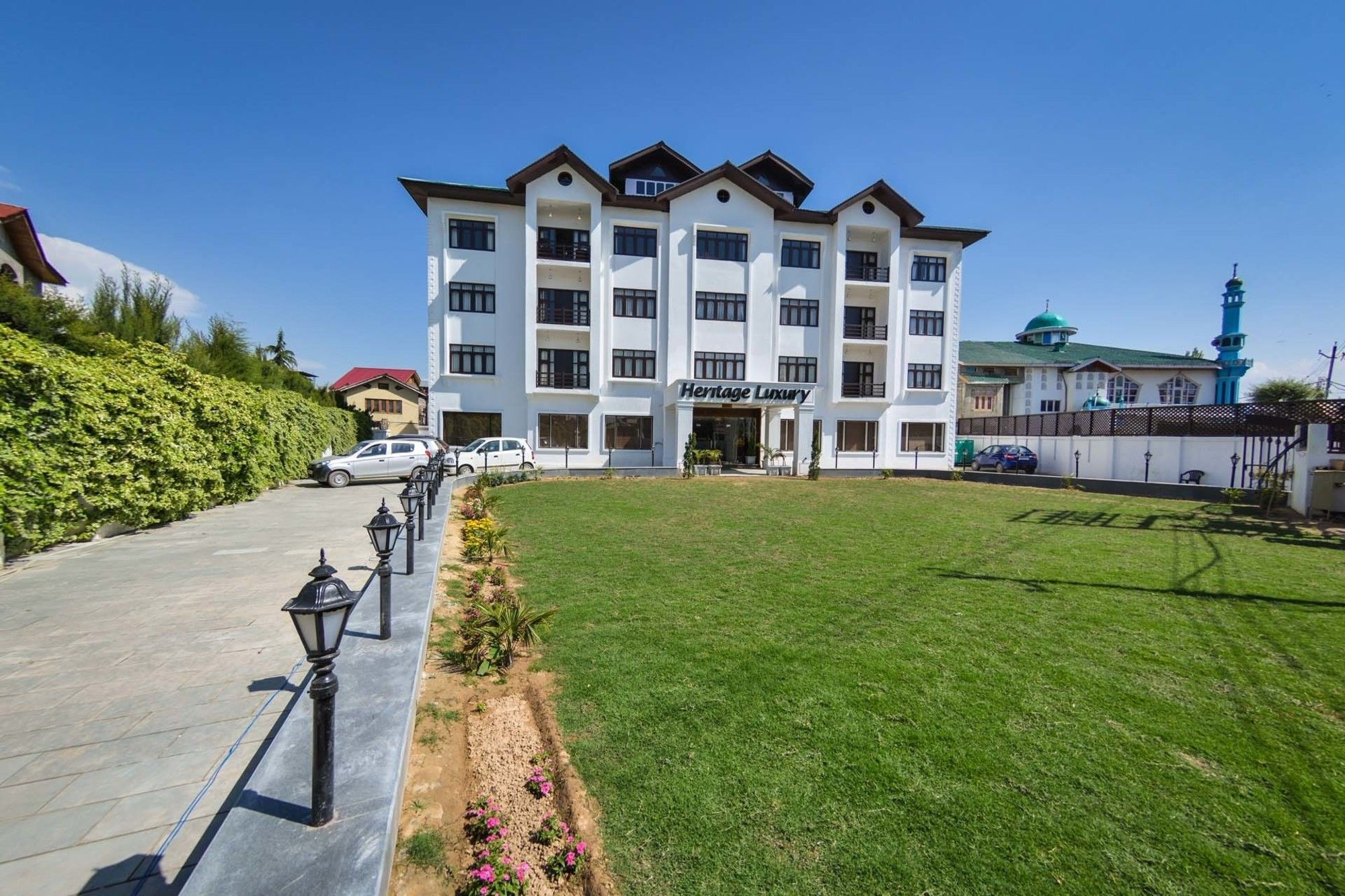 Heritage Luxury Σριναγκάρ Εξωτερικό φωτογραφία