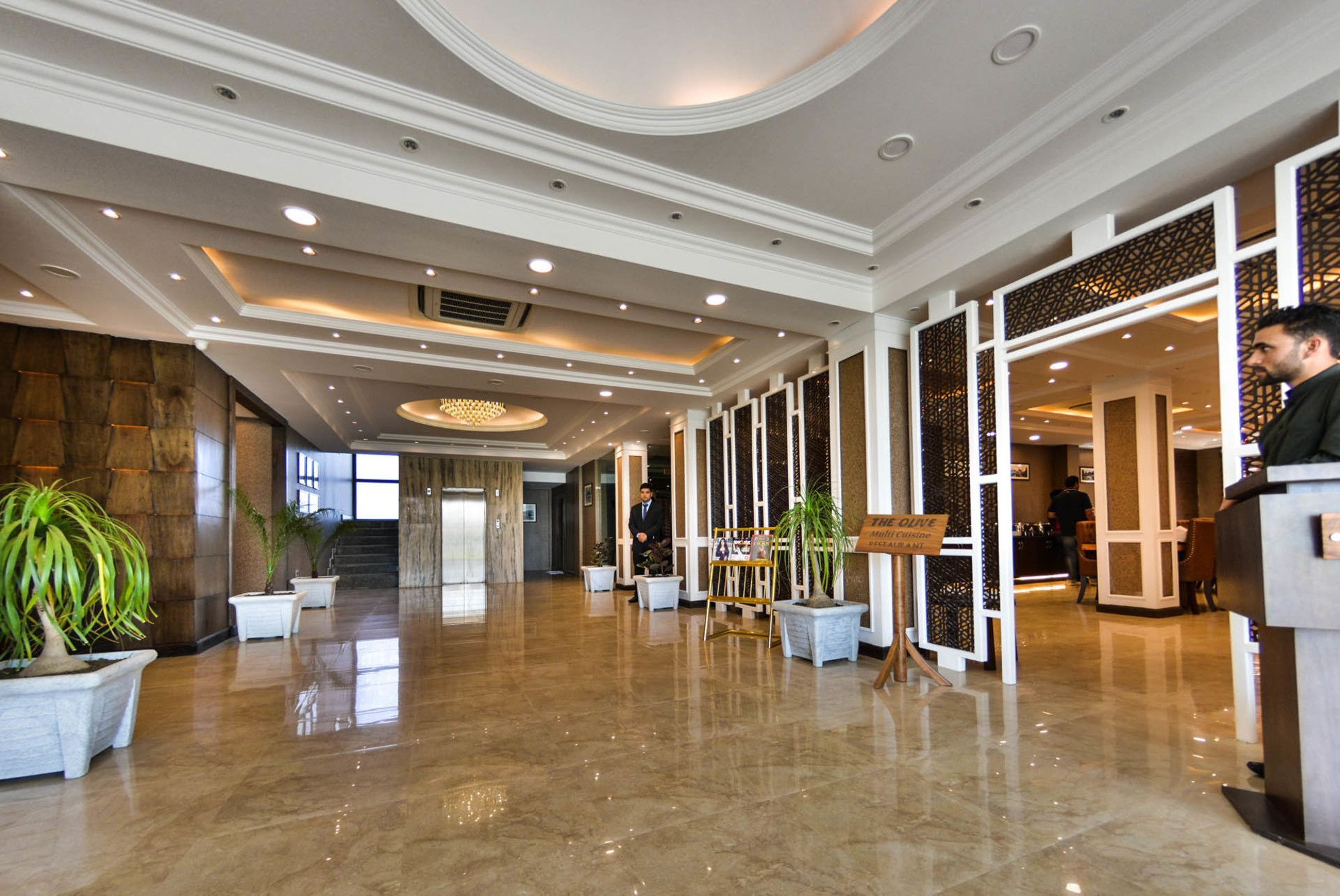 Heritage Luxury Σριναγκάρ Εξωτερικό φωτογραφία